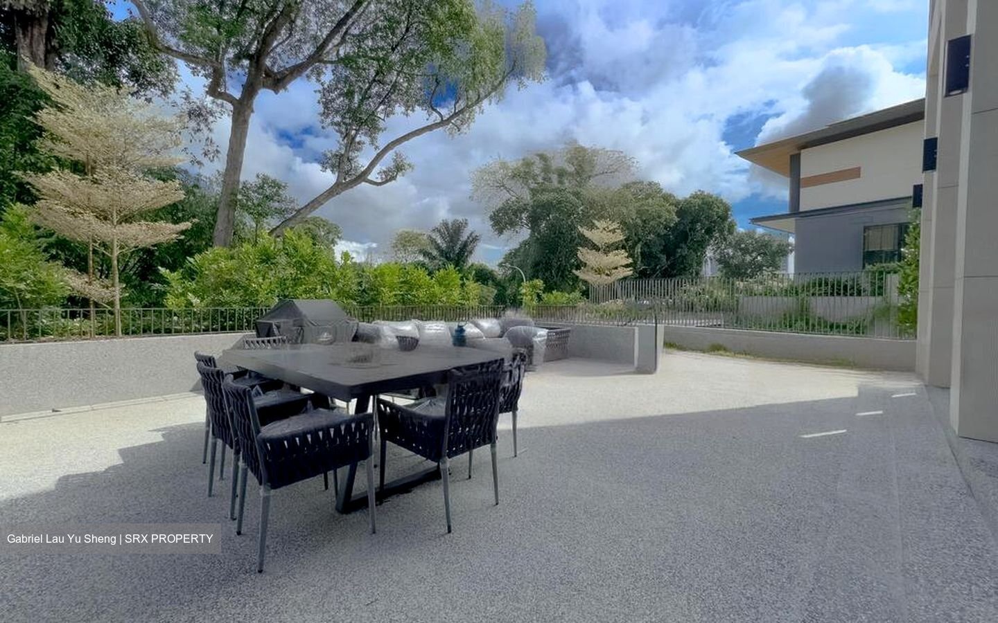 Whitley Road (D11), Terrace #457660601